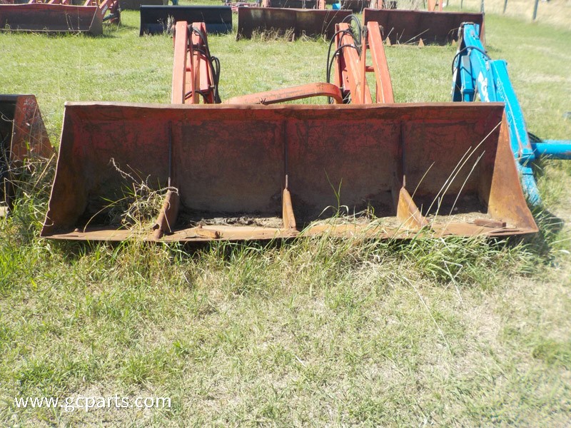 2360 VERS 8FT BUCKET W/O GRAPPLE